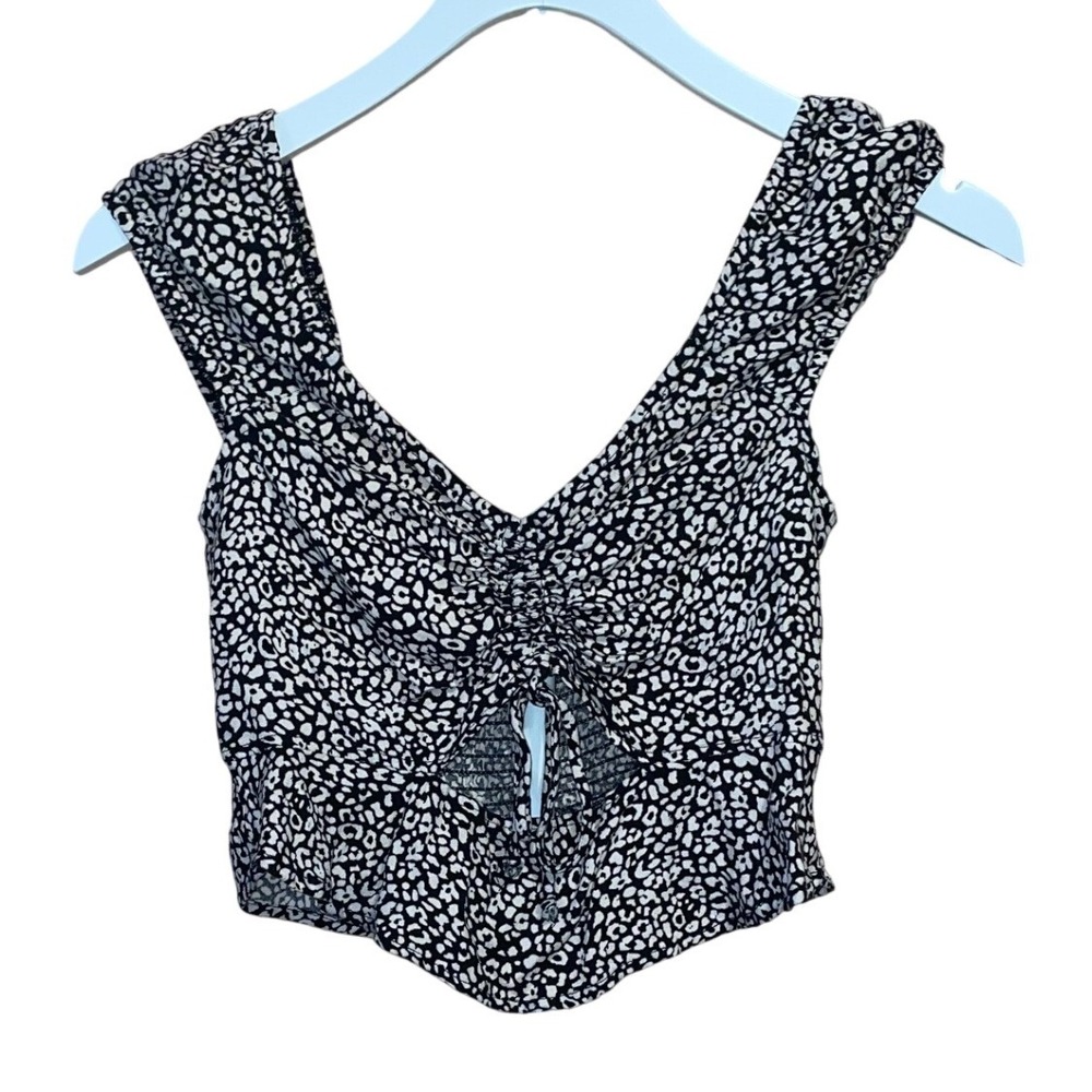 Urban Romantics Y2k Black White Leopard Print Ruched Keyhole Crop Top Medium